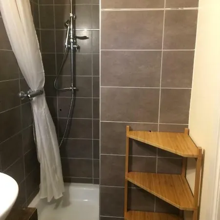 Haantje-de-voorste Apartamento *